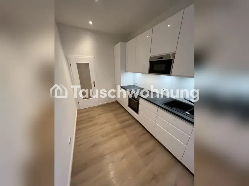 Tauschwohnung: Modernisierte Altbauwohnung mit Balkon - auch WG geeignet — photo 1